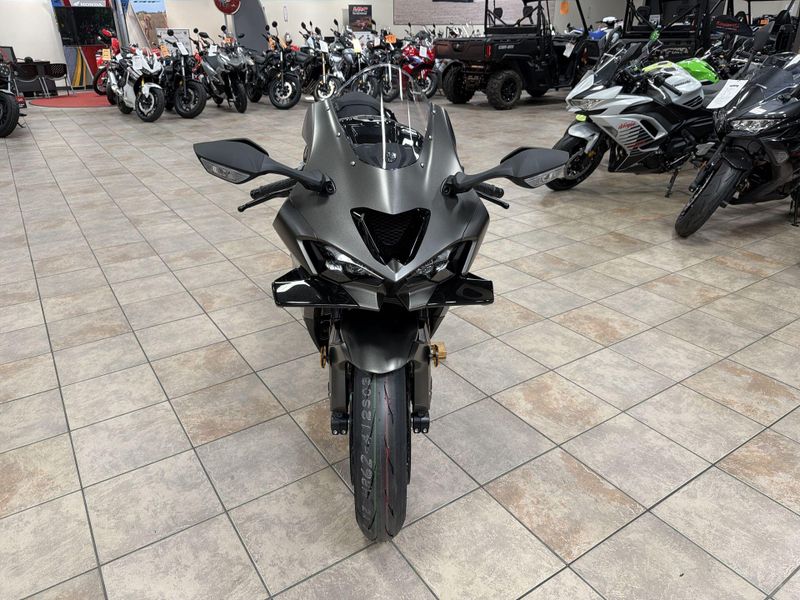 New 2026 Kawasaki NINJA ZX-10R Image 12