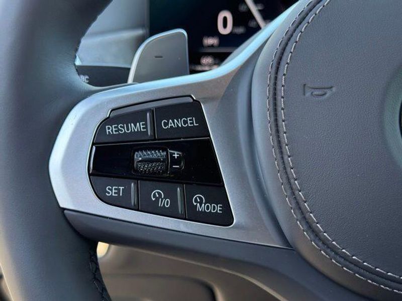 New 2026 BMW X7 xDrive40iImage 22