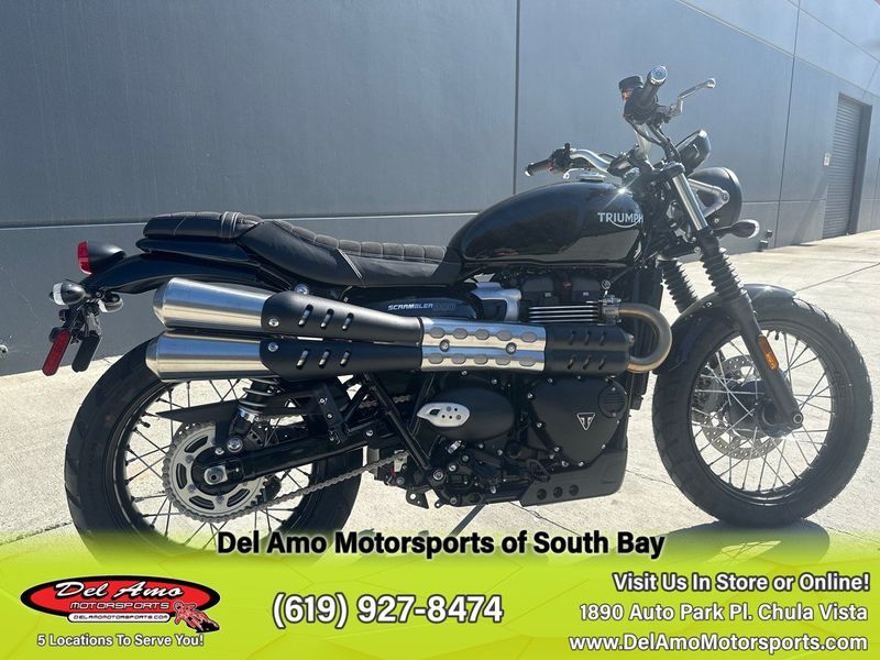 2024 Triumph SCRAMBLER 900  in a JET BLACK exterior color. Del Amo Motorsports of South Bay (619) 547-1937 delamomotorsports.com 