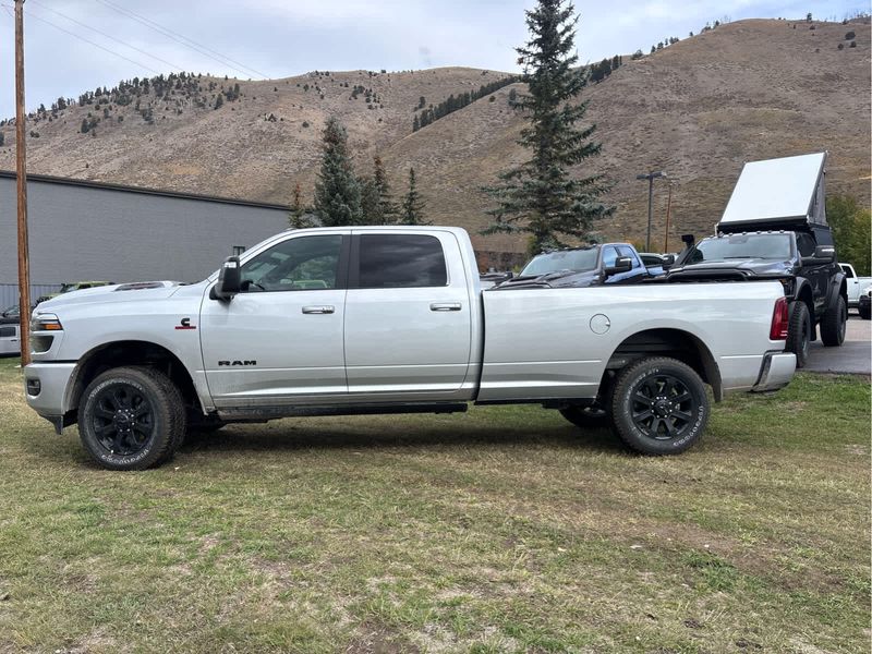 2026 Ram 2500 Laramie photo 4