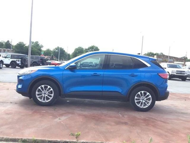 2020 Ford Escape SEImage 2