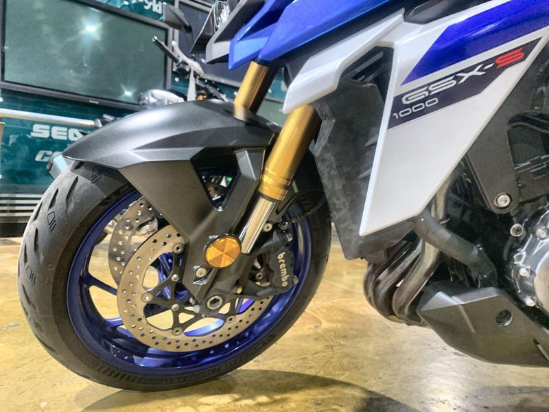 Used 2024 Suzuki GSX-S1000 CA Image 10