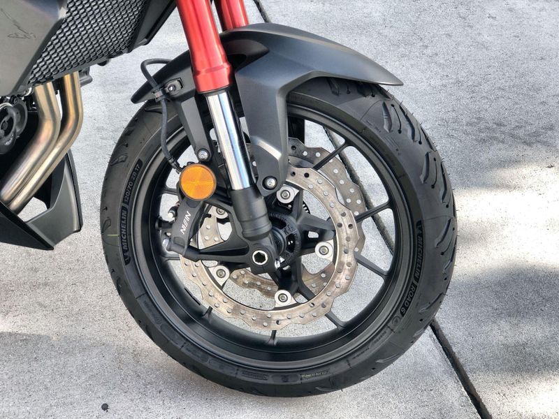 New 2026 Honda CB750 HORNET E-CLUTCH Image 19