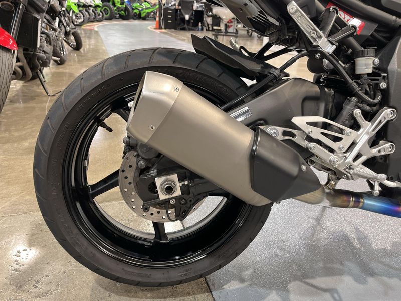 Used 2019 Yamaha MT-10 CA Image 21