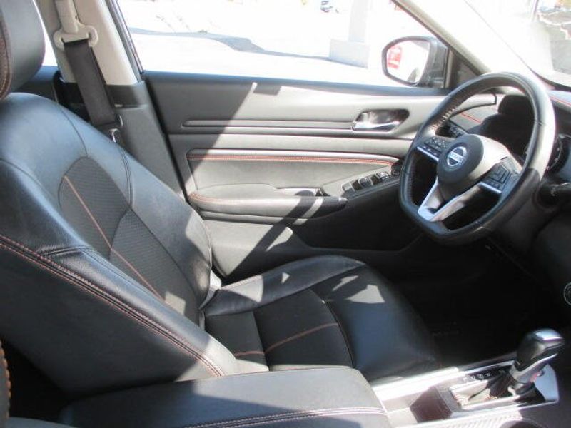 2022 Nissan Altima 2.5 SRImage 24