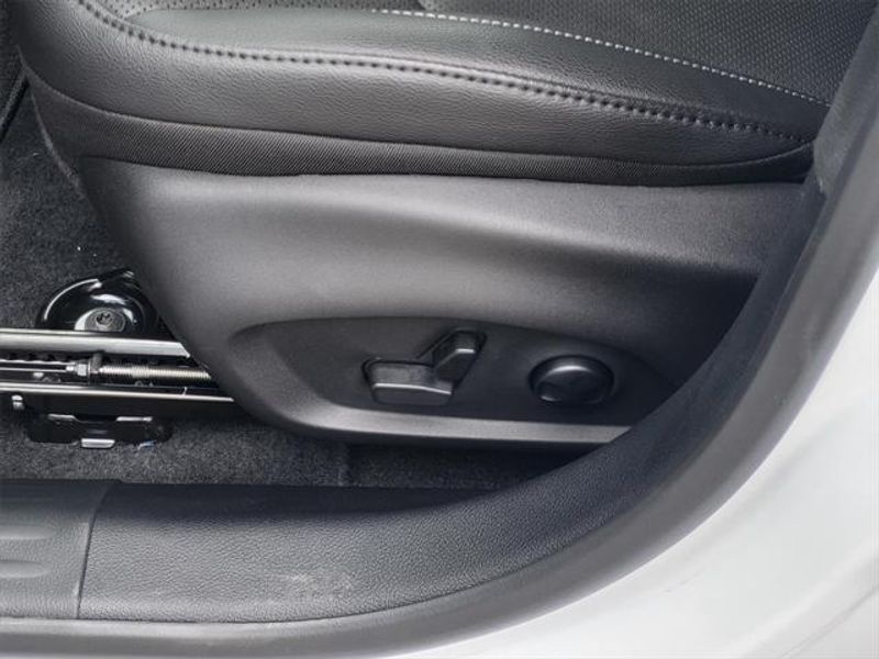 2025 Jeep Compass Limited 4x4Image 30