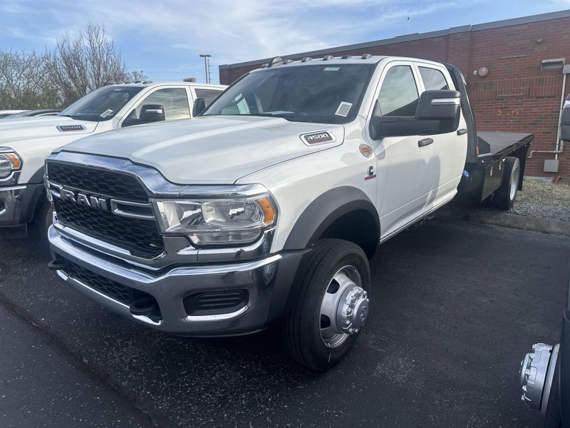2024 RAM 4500 Tradesman Chassis Crew Cab 4x4 84