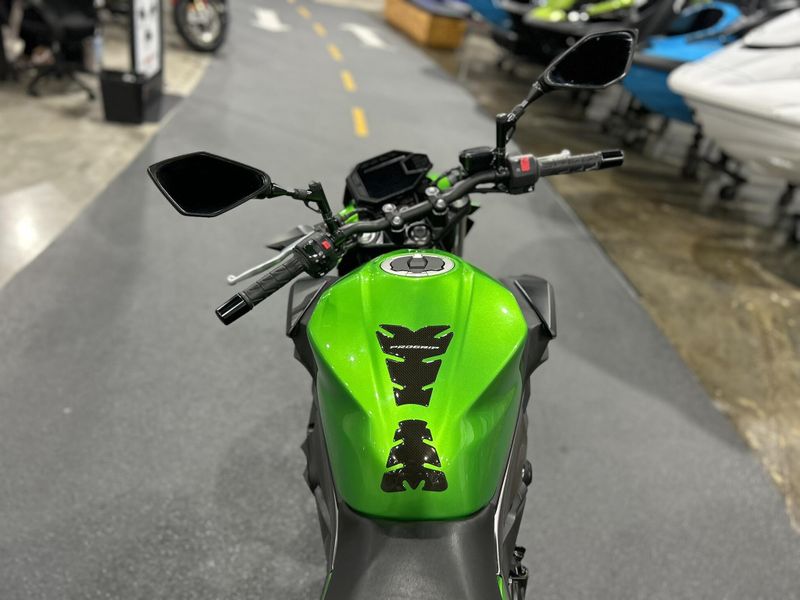 Used 2024 Kawasaki Z500 ABS Image 6