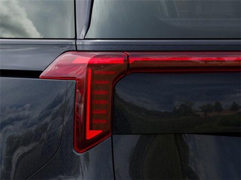 2025 Kia Carnival SX PrestigeImage 11
