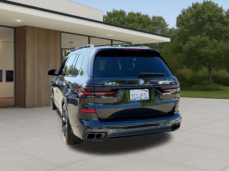 Used 2026 BMW X7 M60iImage 11
