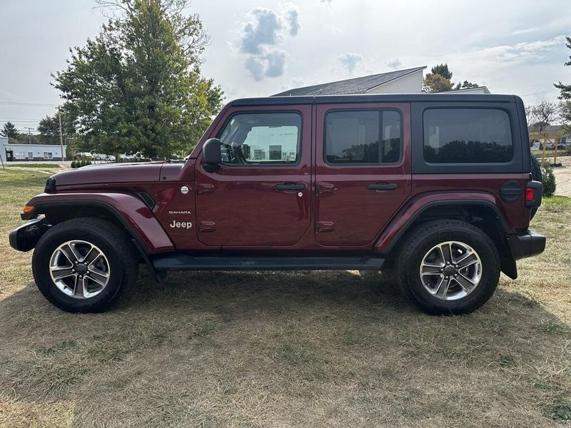 2021 Jeep Wrangler Unlimited Sahara photo 5