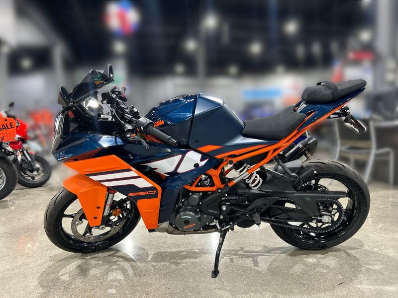 New 2024 KTM RC 390 Image 17