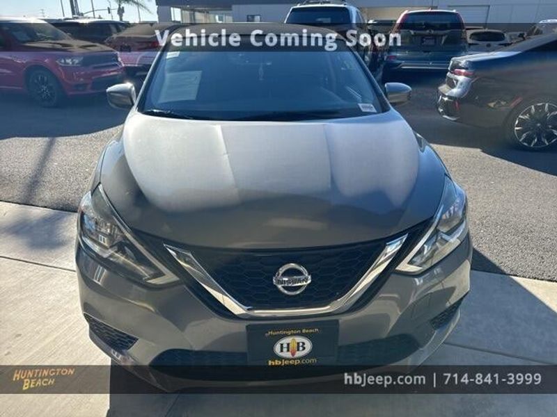 2017 Nissan Sentra SImage 2