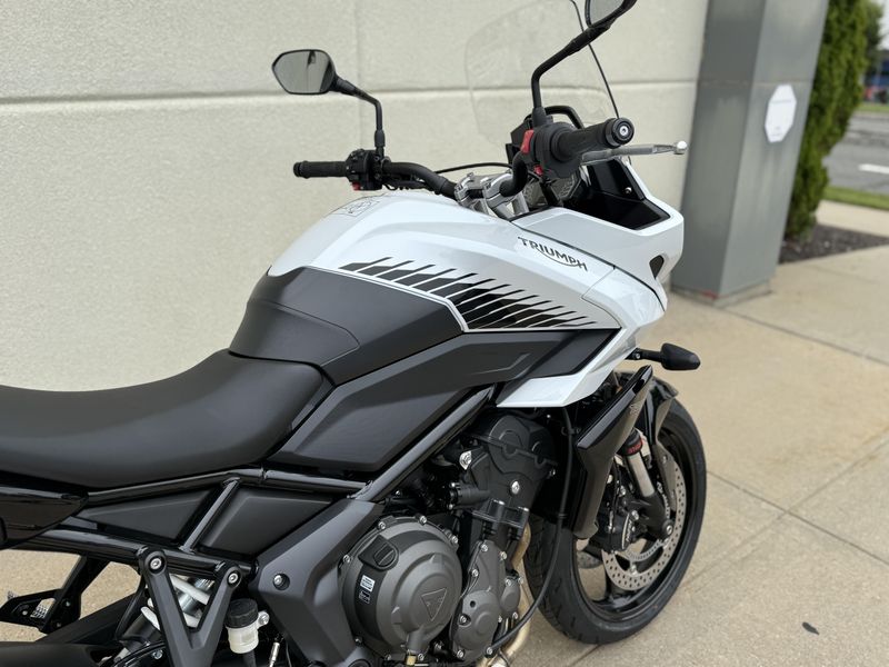 2024 Triumph Tiger Sport 660Image 8