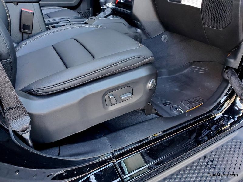 New 2026 Jeep Wrangler 4-door Sahara