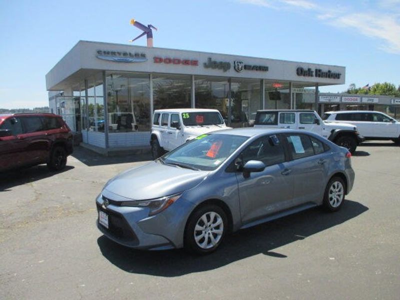 2022 Toyota Corolla LEImage 1