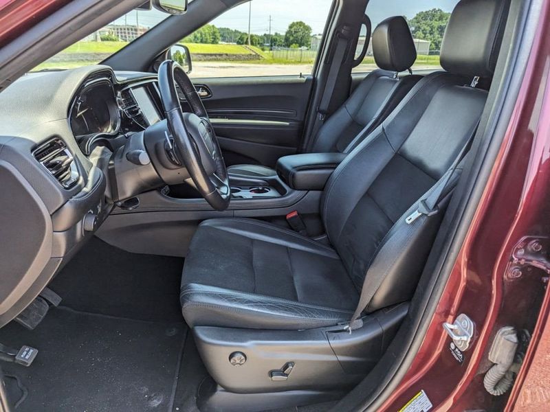 2021 Dodge Durango GT Plus in a Octane Red Pearl Coat exterior color and Blackinterior. Johnson Dodge 601-693-6343 pixelmotiondemo.com 