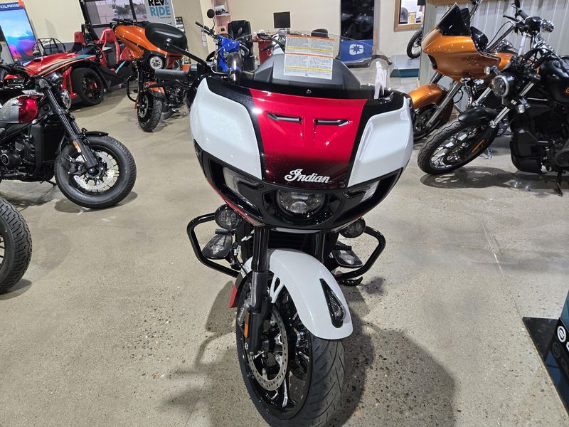 2025 Indian Motorcycle CHALLENGER ELITE 49ST Image 21