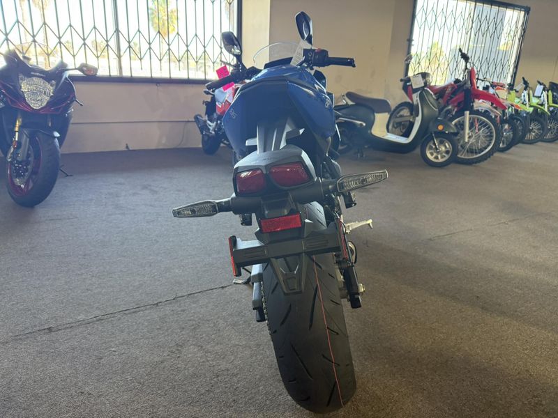 New 2026 Suzuki GSX-8R Image 7