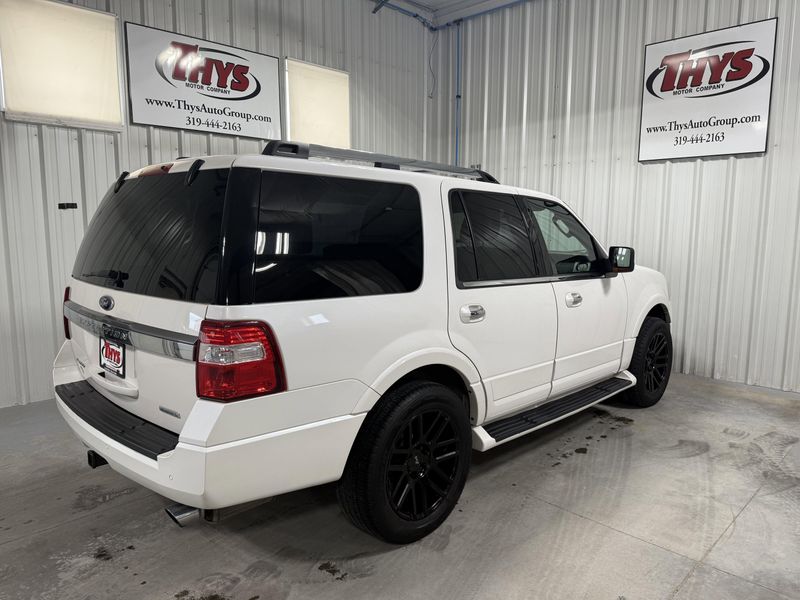 Used 2016 Ford Expedition LimitedImage 3