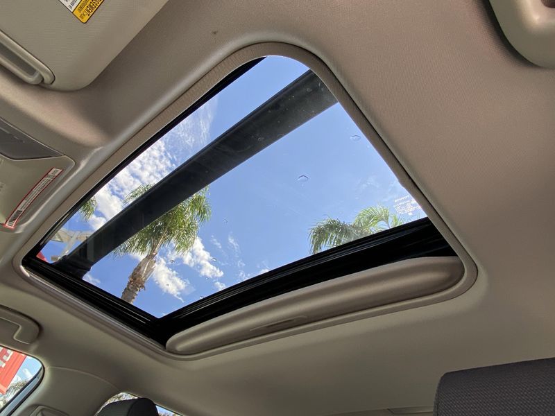 New 2025 Toyota RAV4 Hybrid XLEImage 19