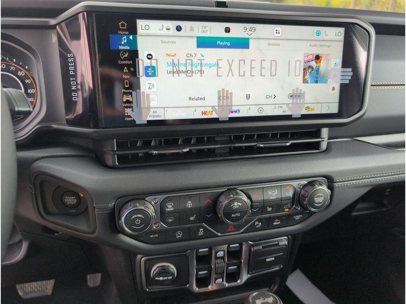 New 2026 Jeep Wrangler 4-door SaharaImage 14