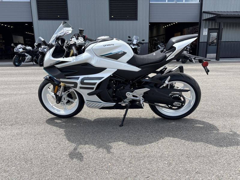 New 2026 CFMOTO 450SS 
