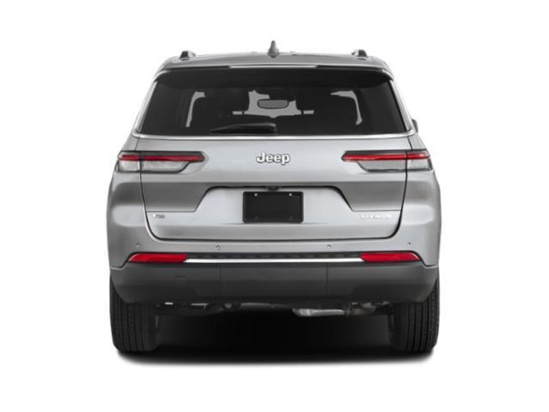 New 2025 Jeep Grand Cherokee L Summit 4x4Image 5