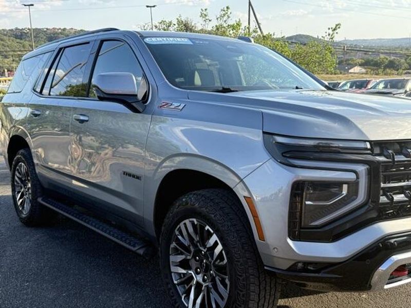 2025 Chevrolet Tahoe Z71 photo 3