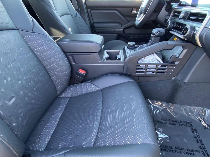 2025 Toyota Tacoma TRD Off RoadImage 10