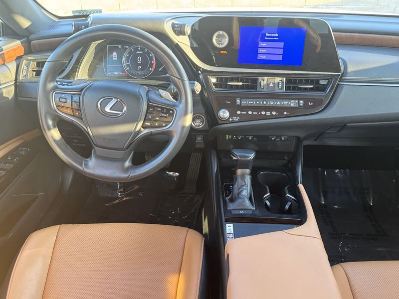 Used 2024 Lexus ES 350Image 29