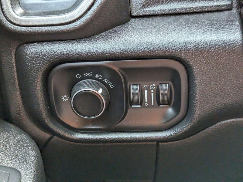 Used 2019 RAM 4500 Chassis TradesmanImage 16