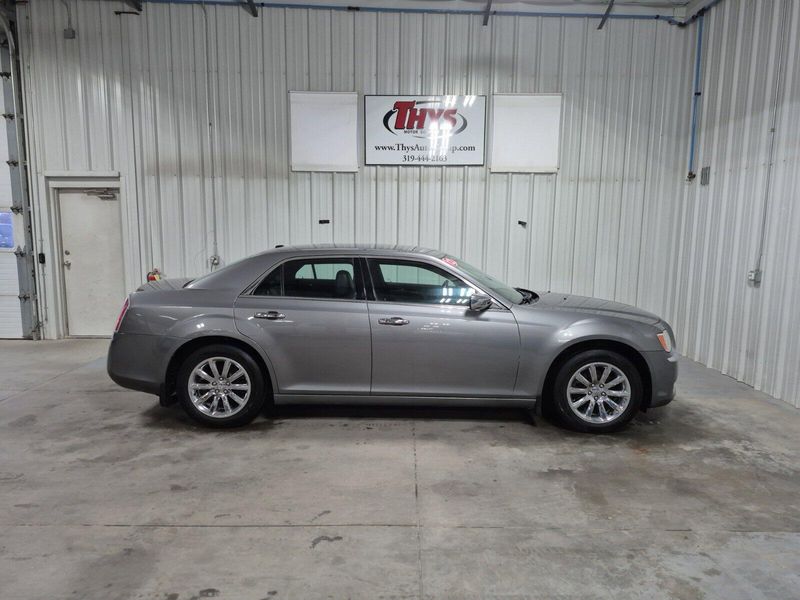 2012 Chrysler 300 LimitedImage 1