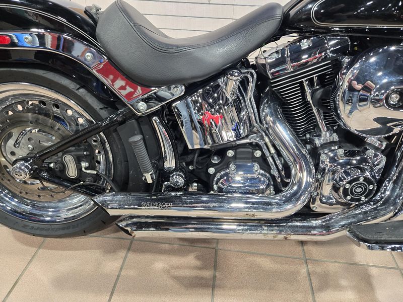 2016 HARLEY SOFTAIL FATBOY BLACK Image 10