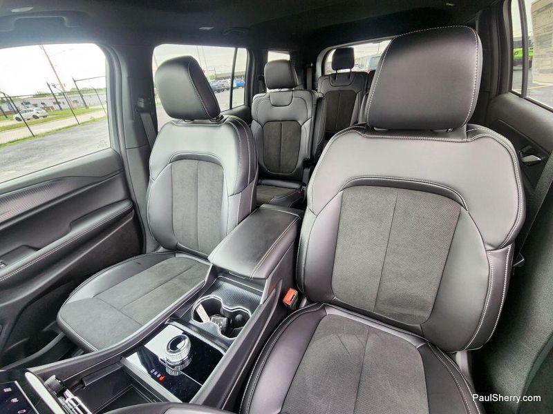2025 Jeep Grand Cherokee L Altitude X 4x4Image 26