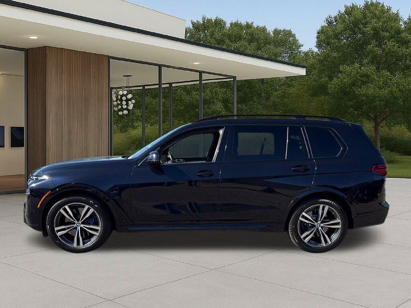 Used 2024 BMW X7 xDrive40iImage 13