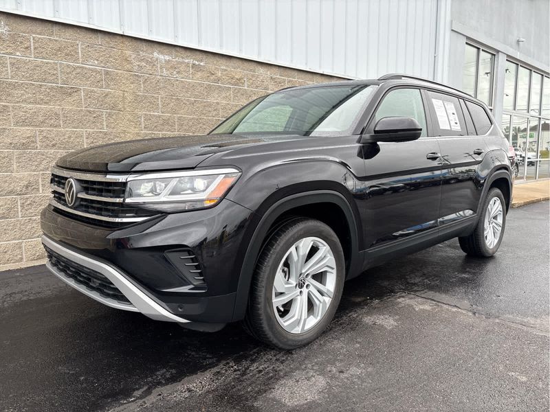 2021 Volkswagen Atlas SE Technology photo 3