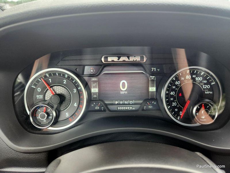 2024 RAM 2500 Big Horn Crew Cab 4x4 6