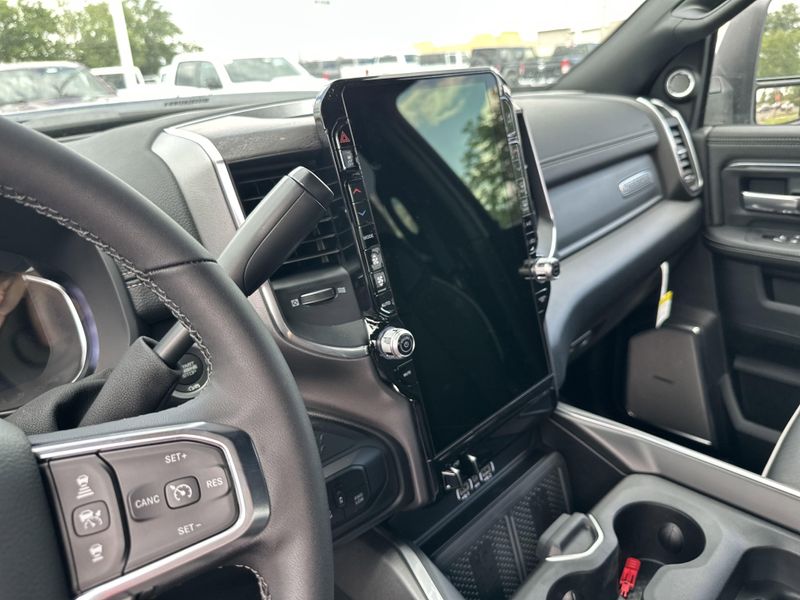 New 2025 RAM 2500 Laramie Crew Cab 4x4 6