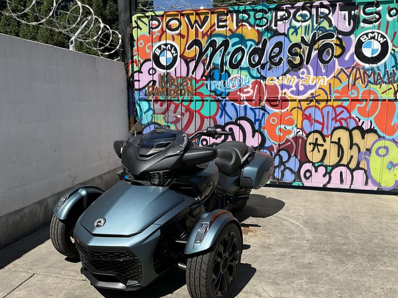 New 2026 Can-Am SPYDER F3 T 1330 Image 1