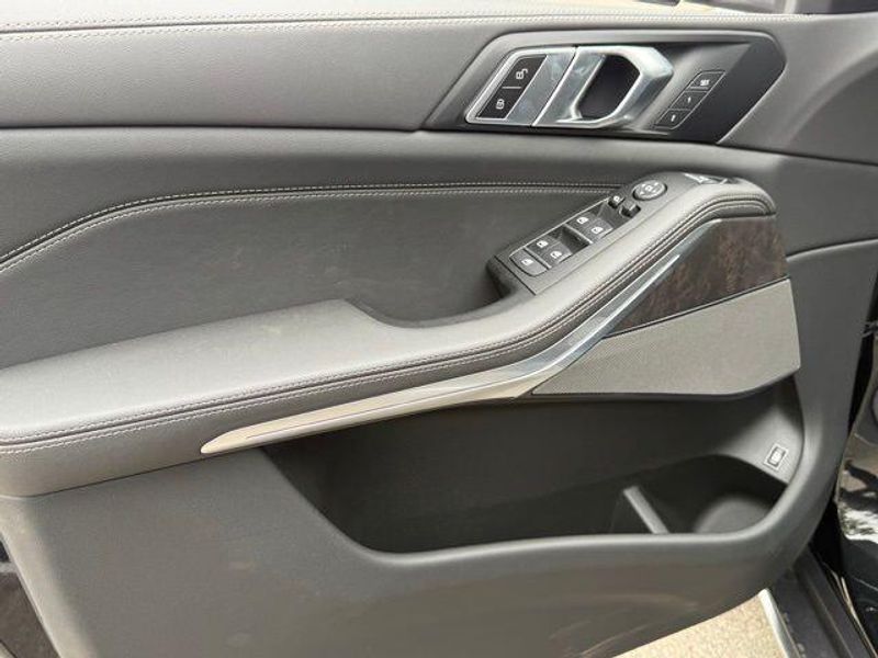 New 2026 BMW X5 xDrive50eImage 15