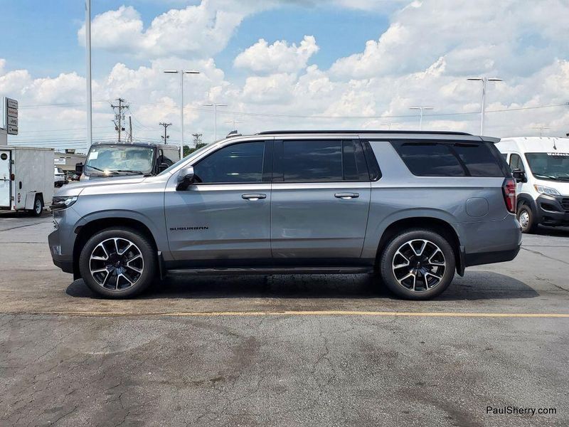 2021 Chevrolet Suburban RSTImage 12