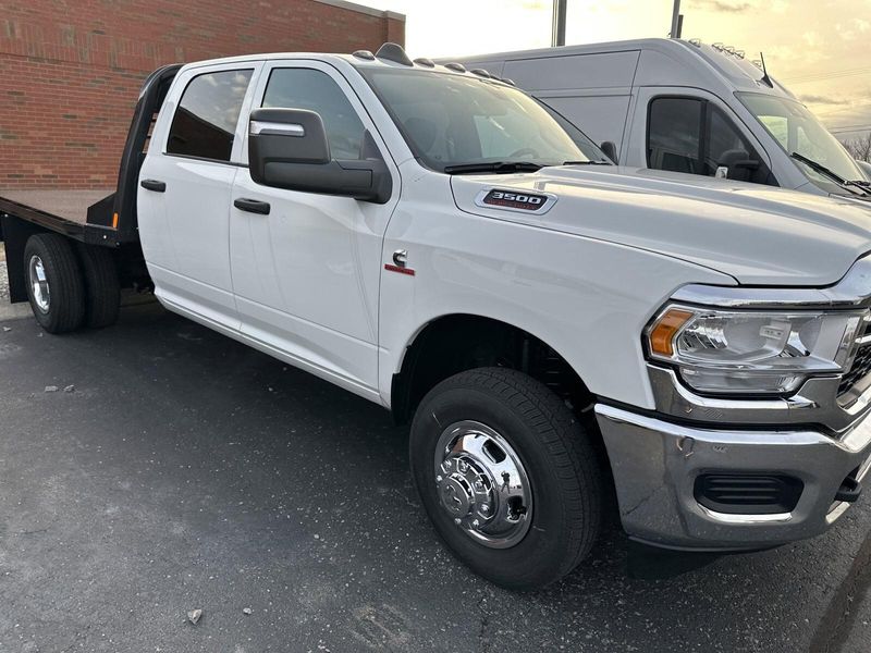 2024 RAM 3500 Tradesman Crew Cab Chassis 4x4 60