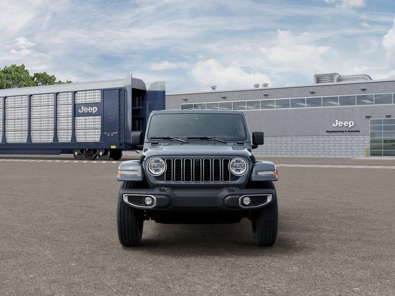 New 2026 Jeep Wrangler 4-door SaharaImage 6