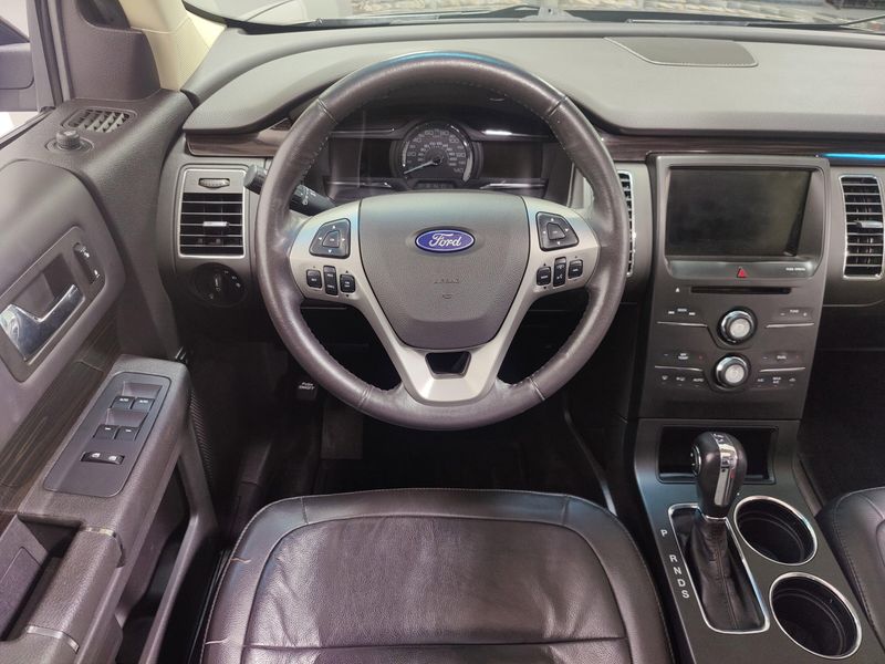 2015 Ford Flex SEL AWD w/Vista Roof & NavigationImage 25