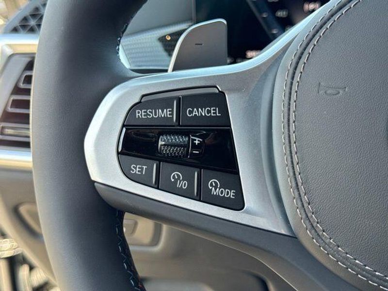 New 2026 BMW X5 M60iImage 22