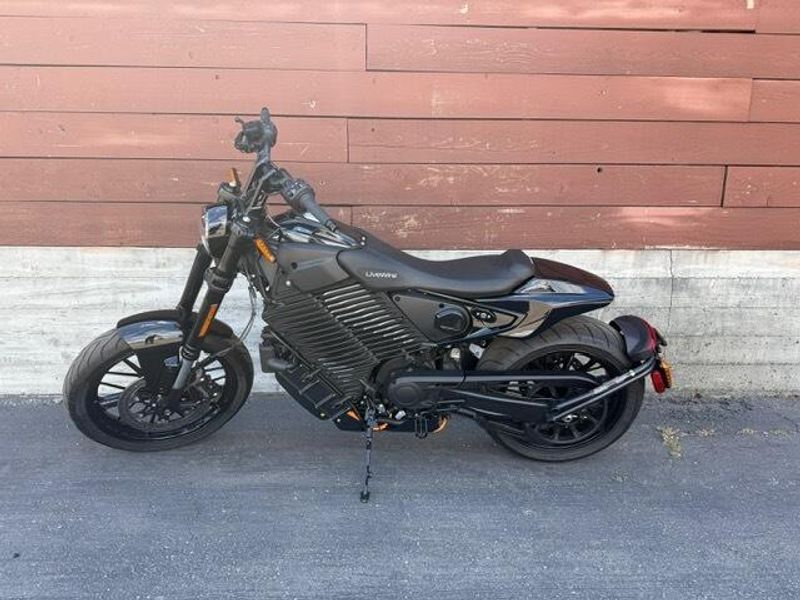 Used 2024 Harley MULHOLLAND S2 