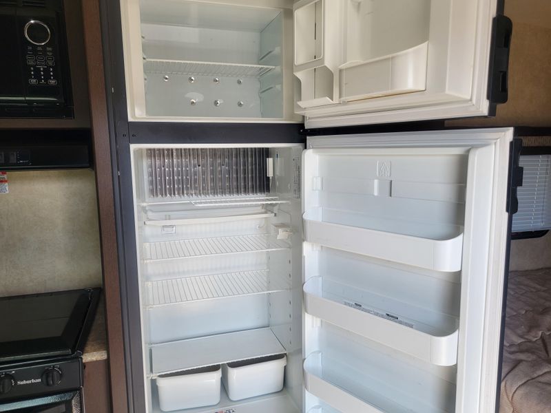 Used 2015 FOREST RIVER STEALTH 1913 Image 15