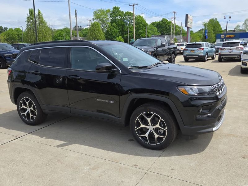 2024 Jeep Compass Limited 4x4Image 8