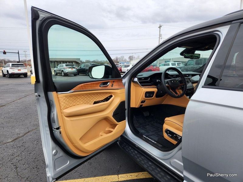 New 2025 Jeep Grand Cherokee L Summit Reserve 4x4Image 21